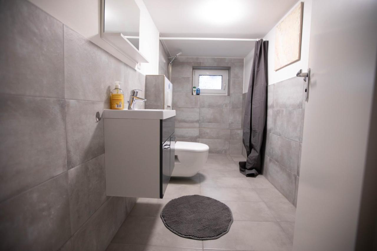 80Qm - 4 Rooms - Private Parking - Keller-Basement - Mallibase Apartments 하노버 외부 사진